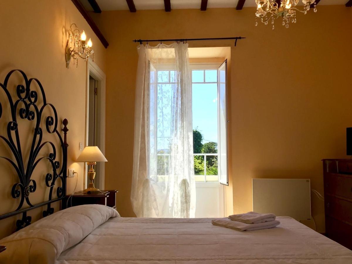 Villa Auristela Navia Exterior foto